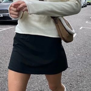 Brandy Melville - Phoebe mini skirt